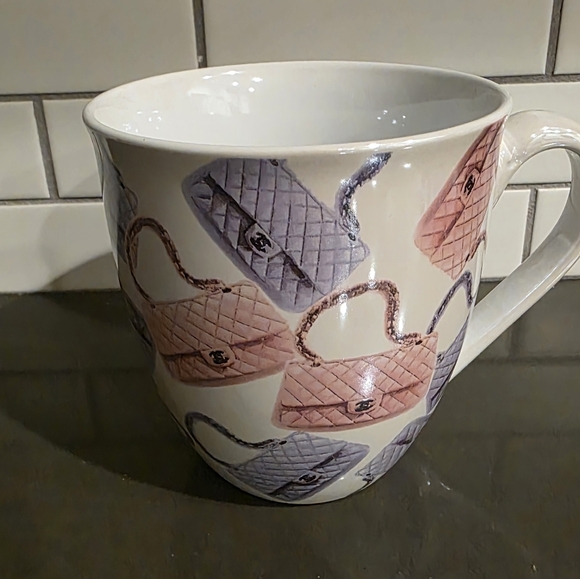 Chic Handbag Design Mug - Picture 2 of 3